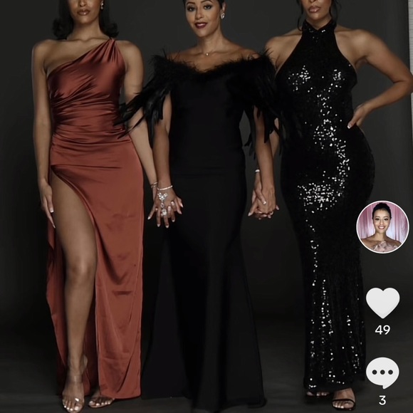 Fashion nova maxi dress with feathers - Picture 3 of 16